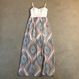 Maxi dress